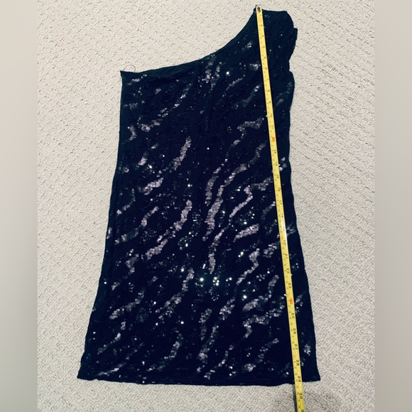 Guess by Marciano Dress - Picture 5 of 5